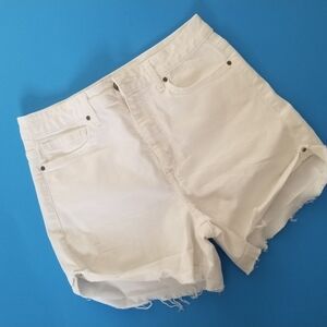 Forever 21 Size 28 High Rise Denim Shorts.